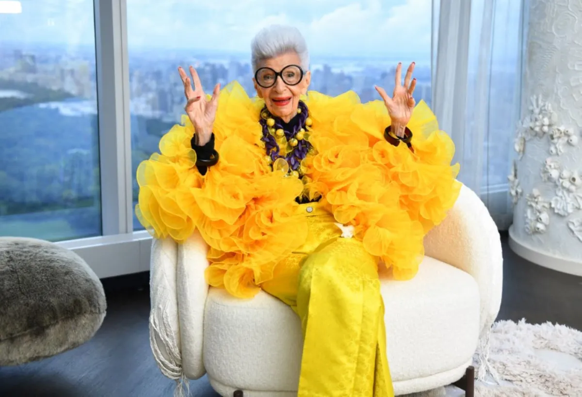 إيريس أبفيل في مدينة نيويورك (Iris Apfel in New York City). مصدر الصورة: Noam Galai/Getty Images for Central Park Tower/AFP