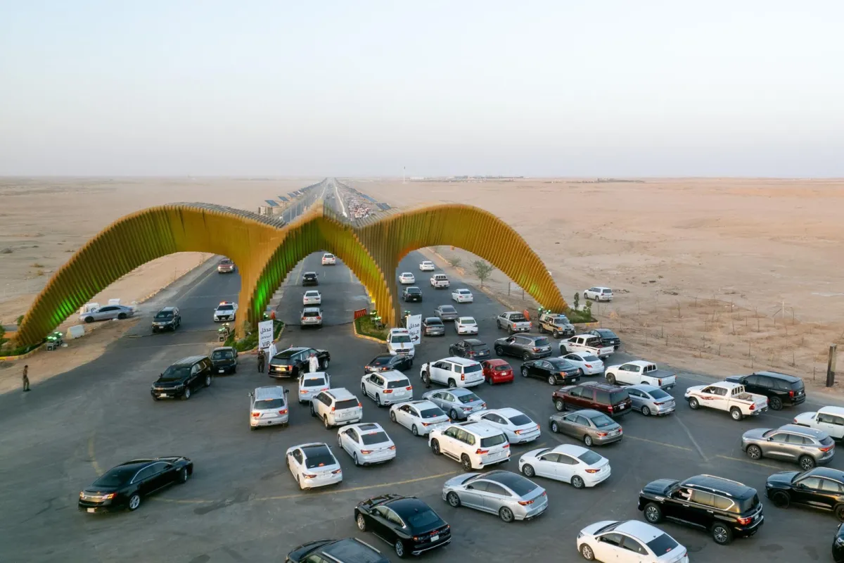 الصقر العملاق الذي لفت أنظار زوار مؤتمر "ليب 2024"