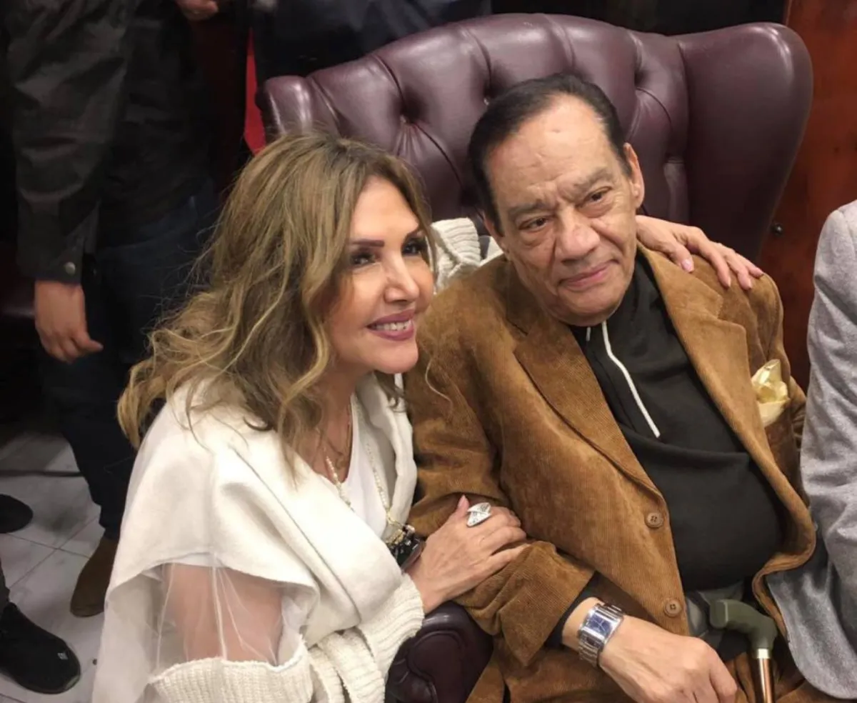 حلمي بكر ونادية مصطفى - الصورة من حساب نادية مصطفى على الفيسبوك