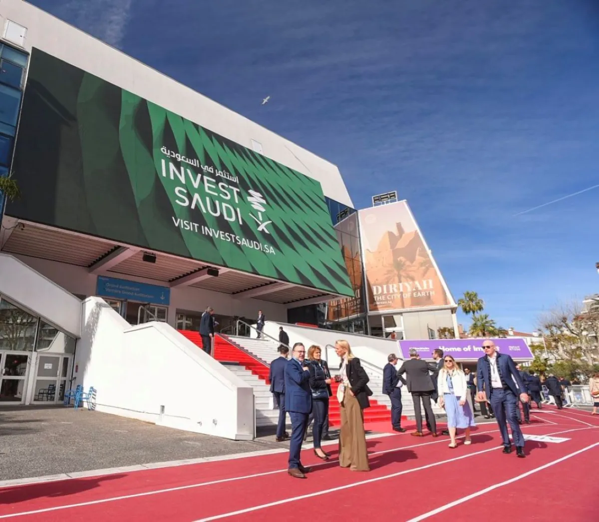 إن المشروعات التطويرية والعقارية المتنوعة في الدرعية، يتم تنفيذها وفقاً لأعلى معايير الاستدامة