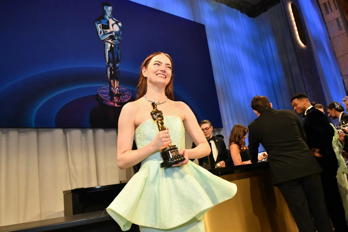 إيما ستون Emma Stone في حفل جوائز الأوسكار (مصدر الصورة: Valerie Macon / AFP)