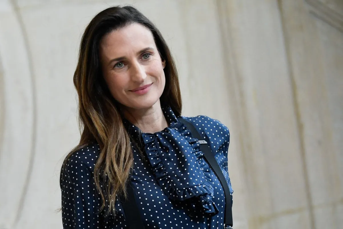 كاميل كوتين في باريس (Camille Cottin in Paris). مصدر الصورة: JULIEN DE ROSA / AFP