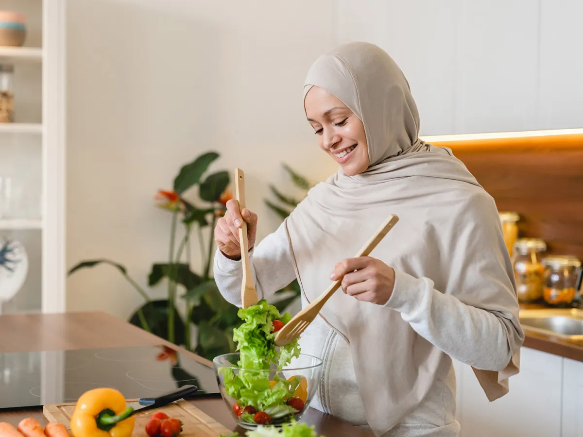 اهتمي بصحتكِ وتناولي الطعام بحكمة واعتدال خلال شهر رمضان