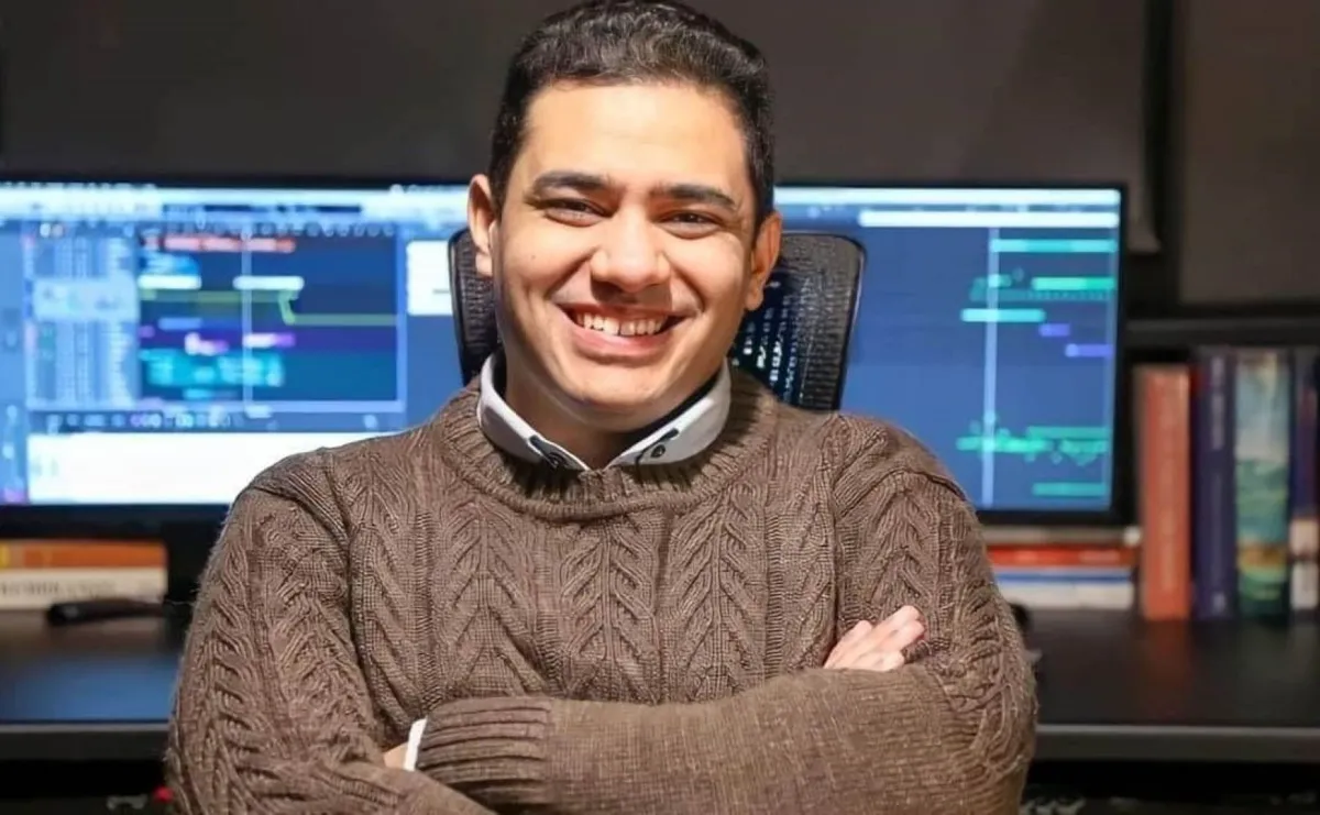 خالد الكمار. الصورة من المركز الإعلامي للموسيقار خالد الكمار