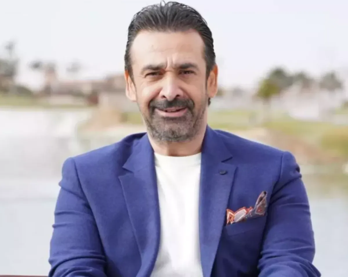 كريم عبد العزيز - الصورة من صفحته الرسمية على "فيسبوك"