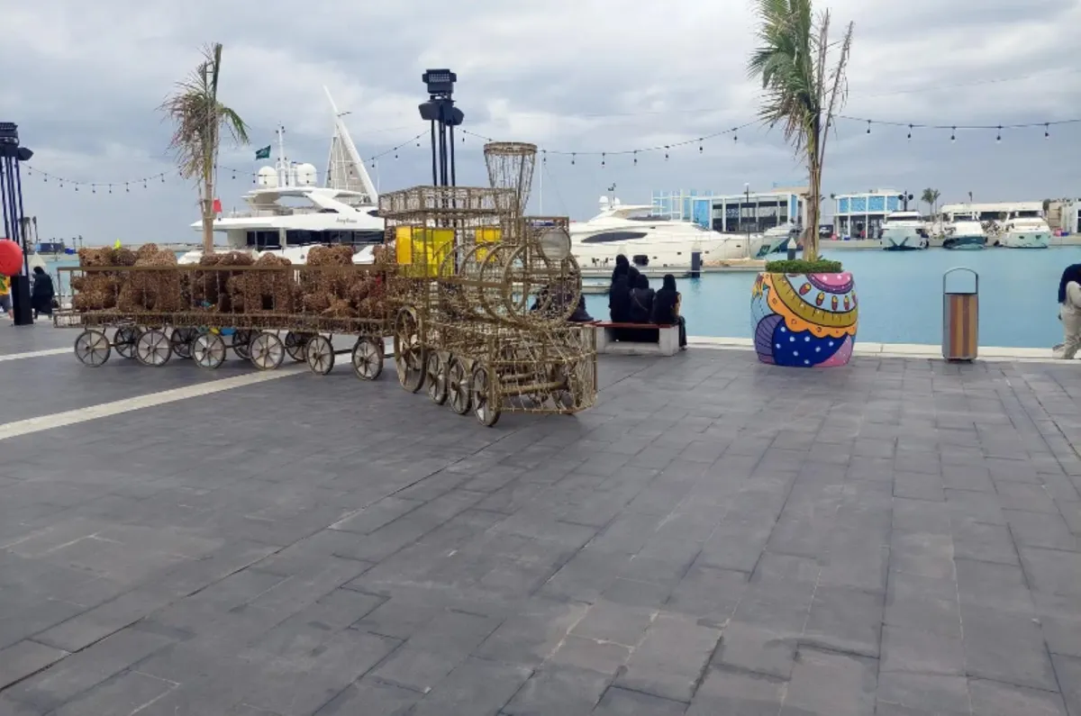 نادي اليخوت في جدة يجذب الزوار خلال الليالي الرمضانية المباركة