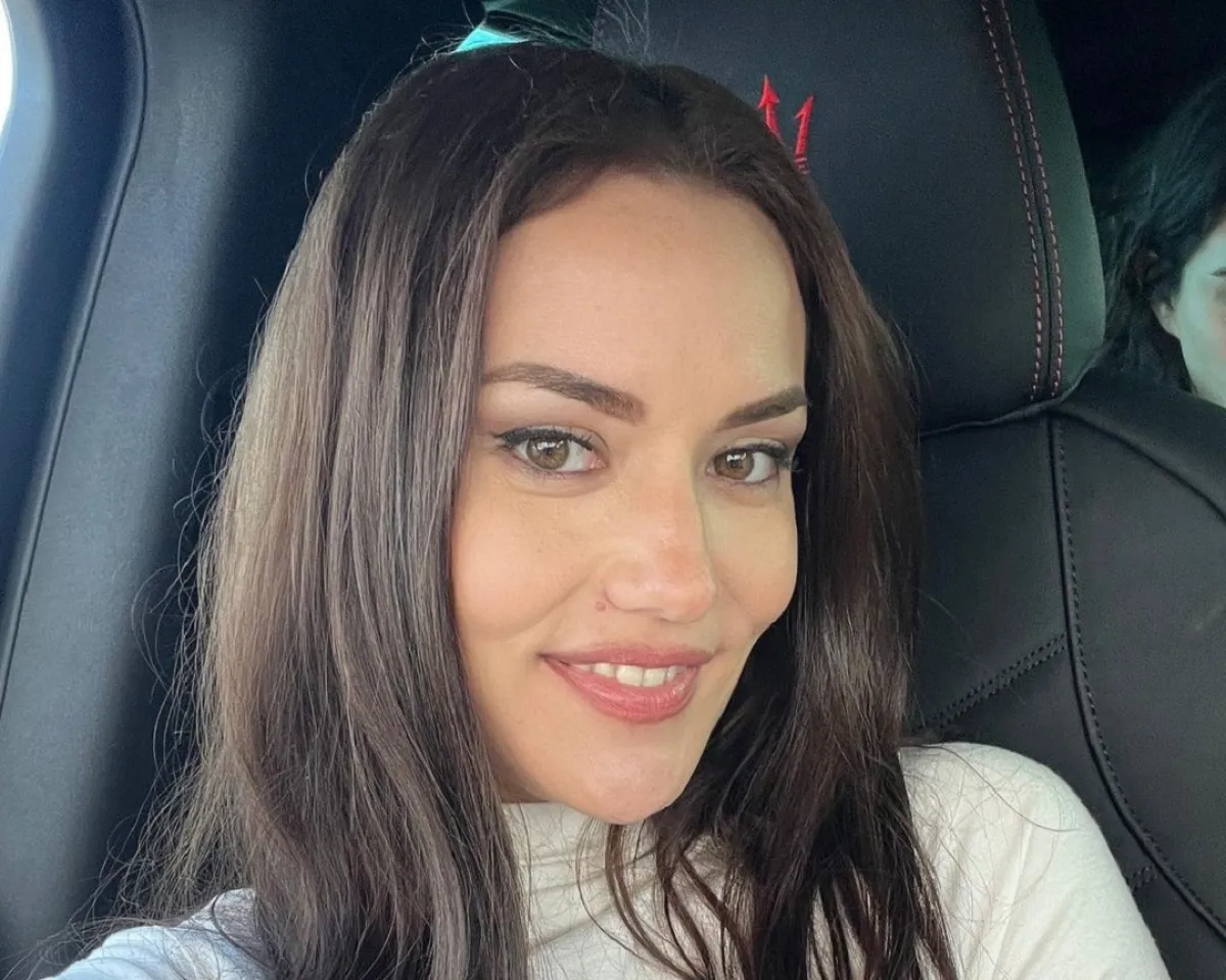 فهرية أفجين - الصورة من حسابها على انستغرام