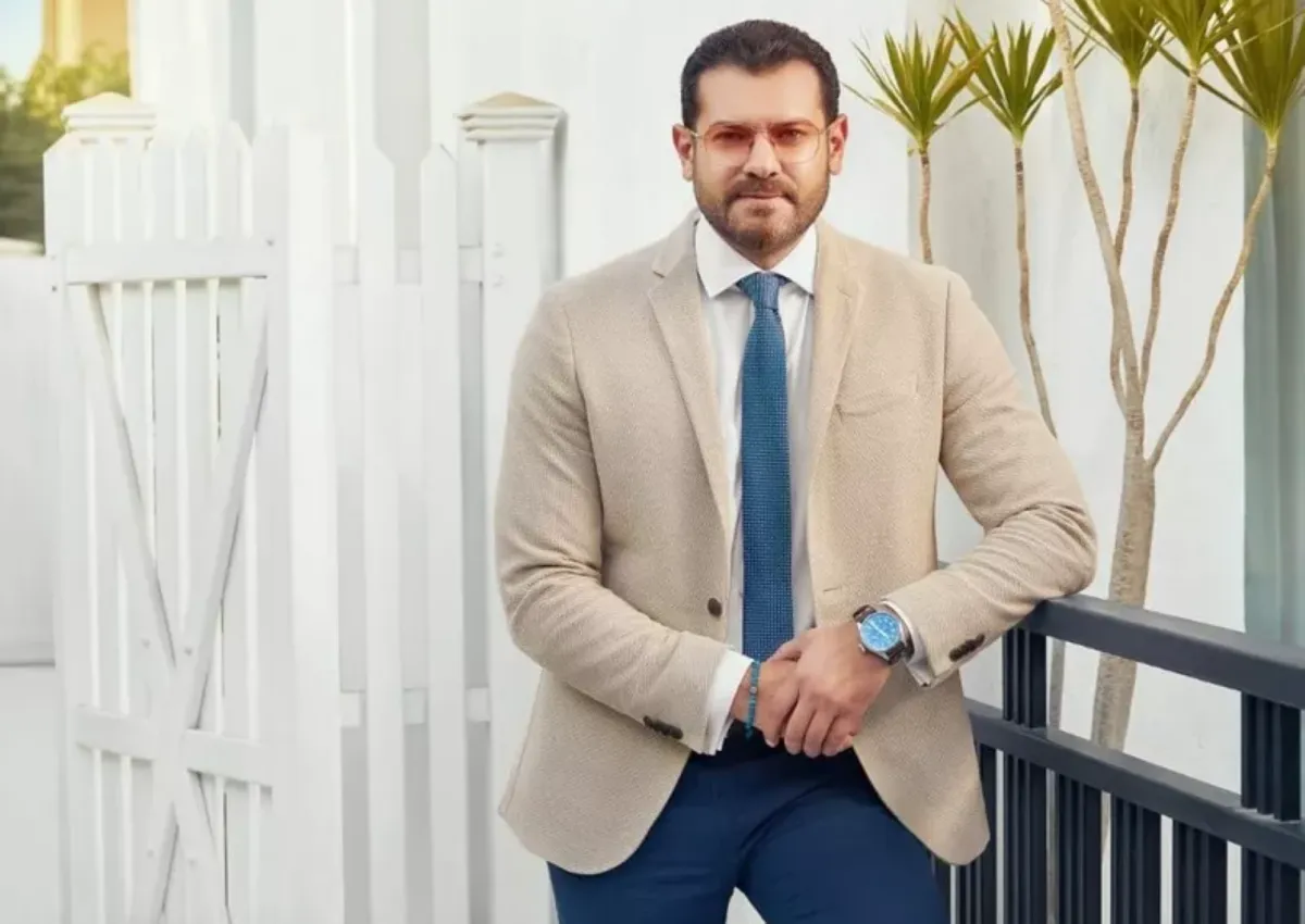 عمرو يوسف -الصورة من صفحته الرسمية على "فيسبوك"