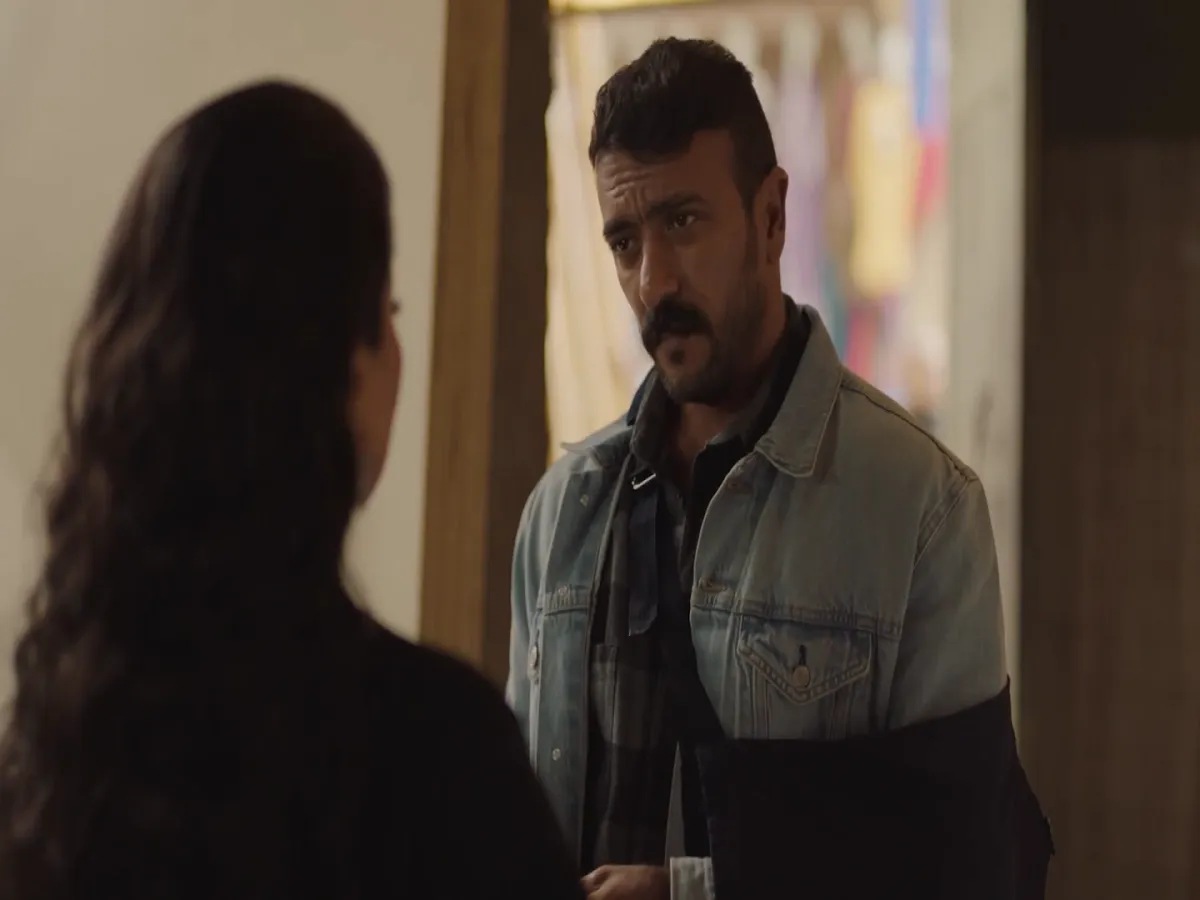 أحمد العوضي - الصوة من شاشة عرض المسلسل