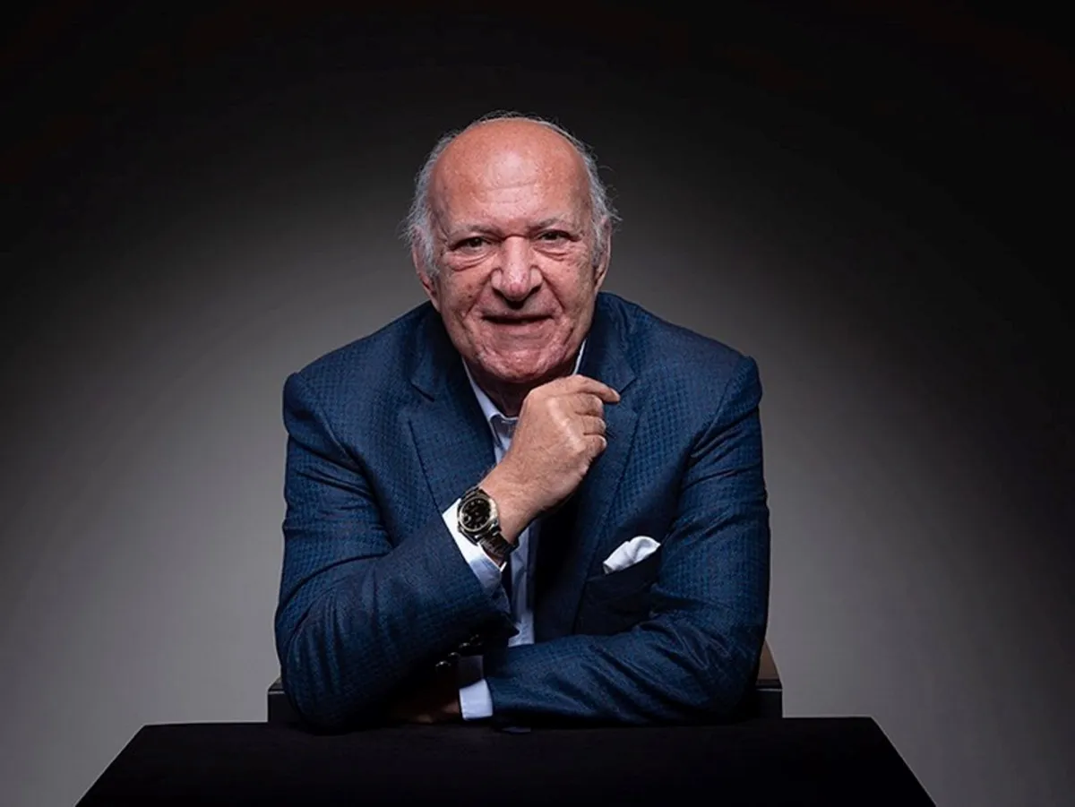 عمر خيرت - الصورة من صفحته الرسمية على الفيس بوك