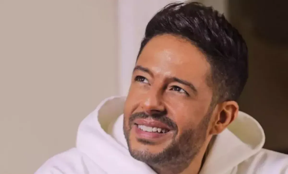 محمد حماقي- الصورة من صفحته الرسمية على "فيسبوك"