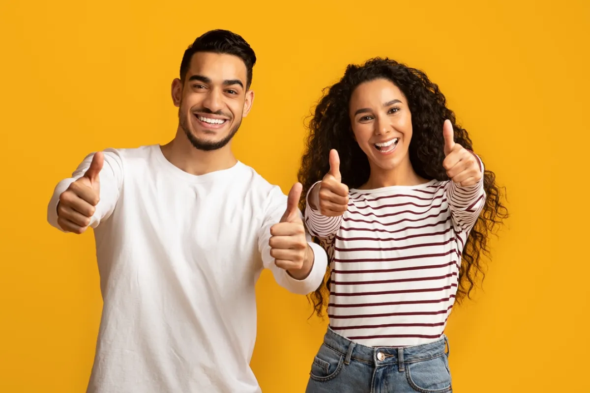 مساعدة الزوج لزوجته تقوي العلاقة بينهما