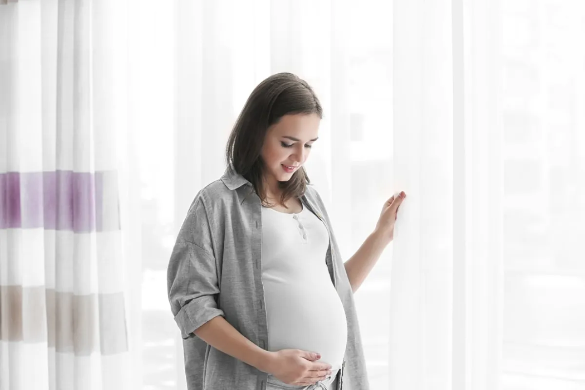 الحامل وما تعانيه من مشاكل صحية