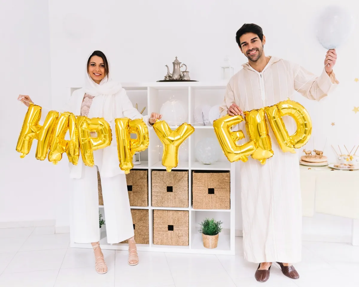 رسائل تهنئة للأصدقاء في عيد الفطر- مصدر الصورة freepik