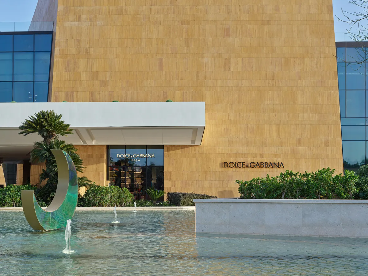 متجر دولتشي آند غابانا  في "ڤيا رياض"