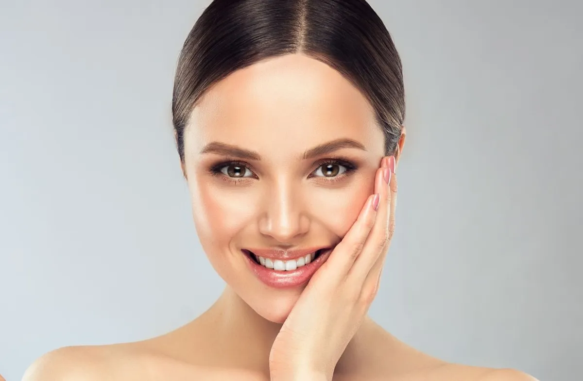 أبرز فوائد الكركديه للبشرة