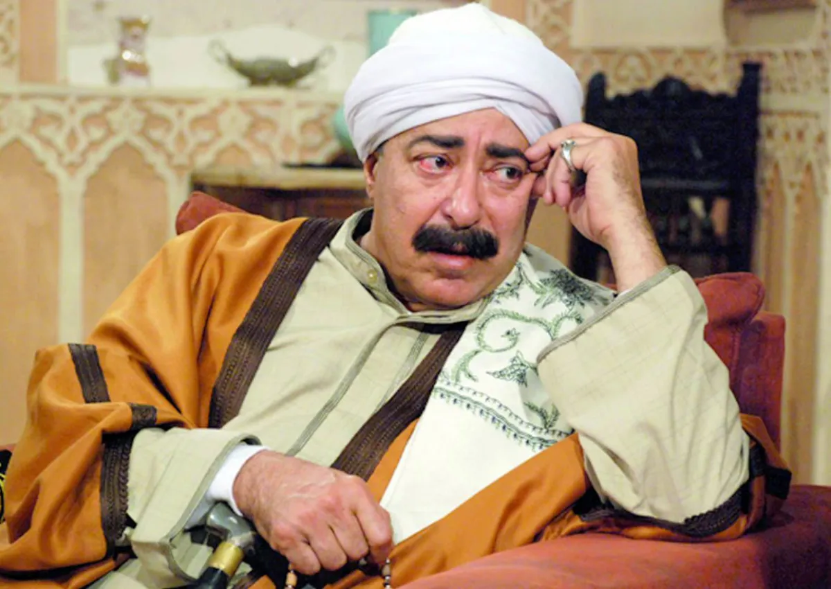 الفنان صلاح السعدني - الصورة لقطة شاشة من أحد أعماله الدرامية