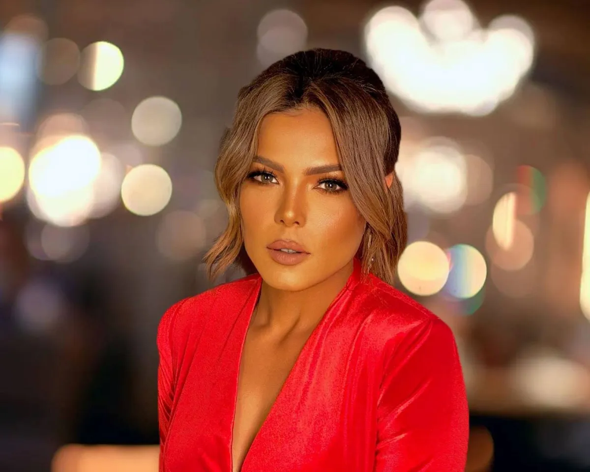 ناهد السباعي - الصورة من صفحتها الرسمية على الفيس بوك