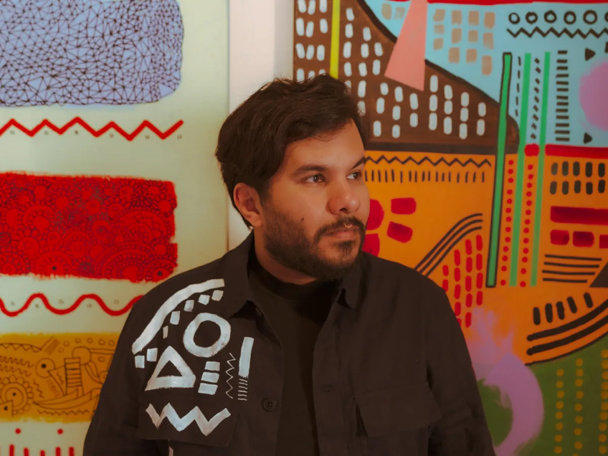 الرسام السعودي عبدالمحسن الرويس: الفنّ مصدر قوة واطمئنان في كل الظروف