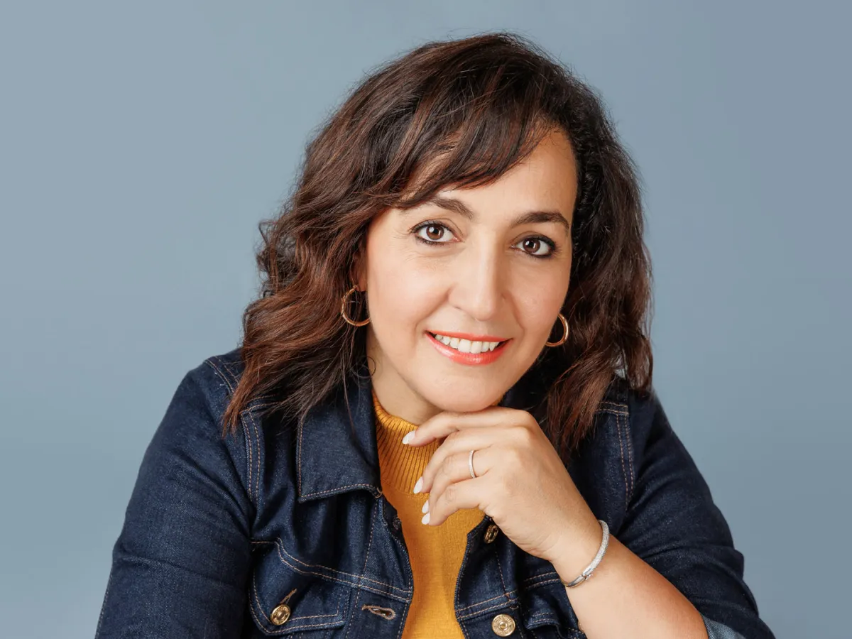 خديجة الخرتيت، مؤسسة منصة FUJN الرقمية لتمكين النساء وتوظيفهن