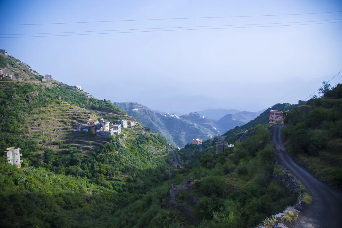 رحلة سياحية إلى جازان