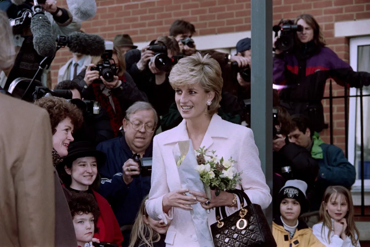 الأميرة ديانا (Princess Diana). مصدر الصورة: Gerry PENNY / AFP
