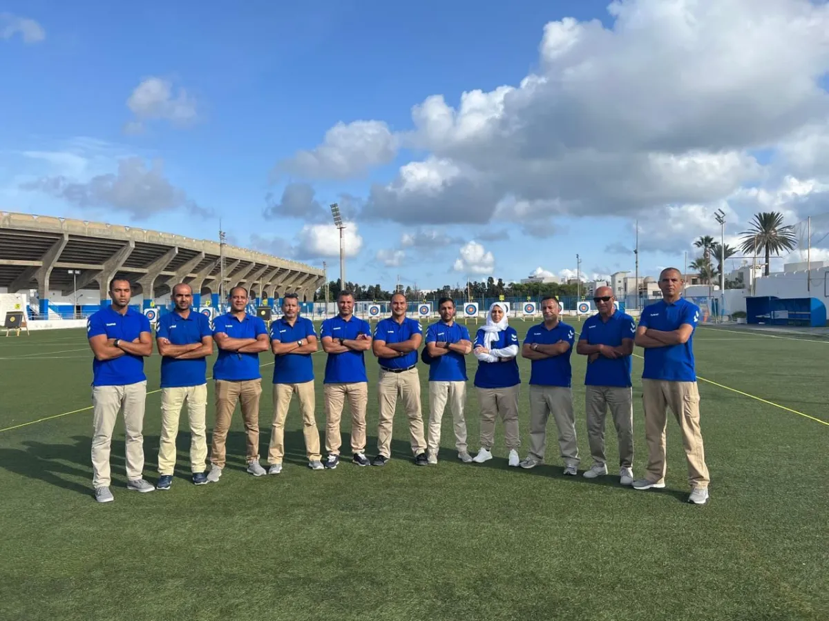 شيخة الخاطري ضمن حكام "القوس والسهم". الصورة من wam