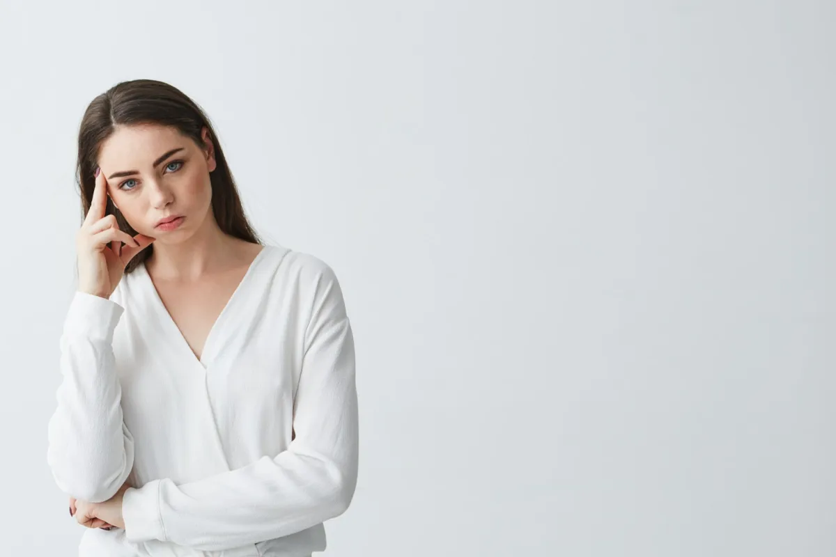  الشعور بالملل ينبئ بالوحدة والغضب