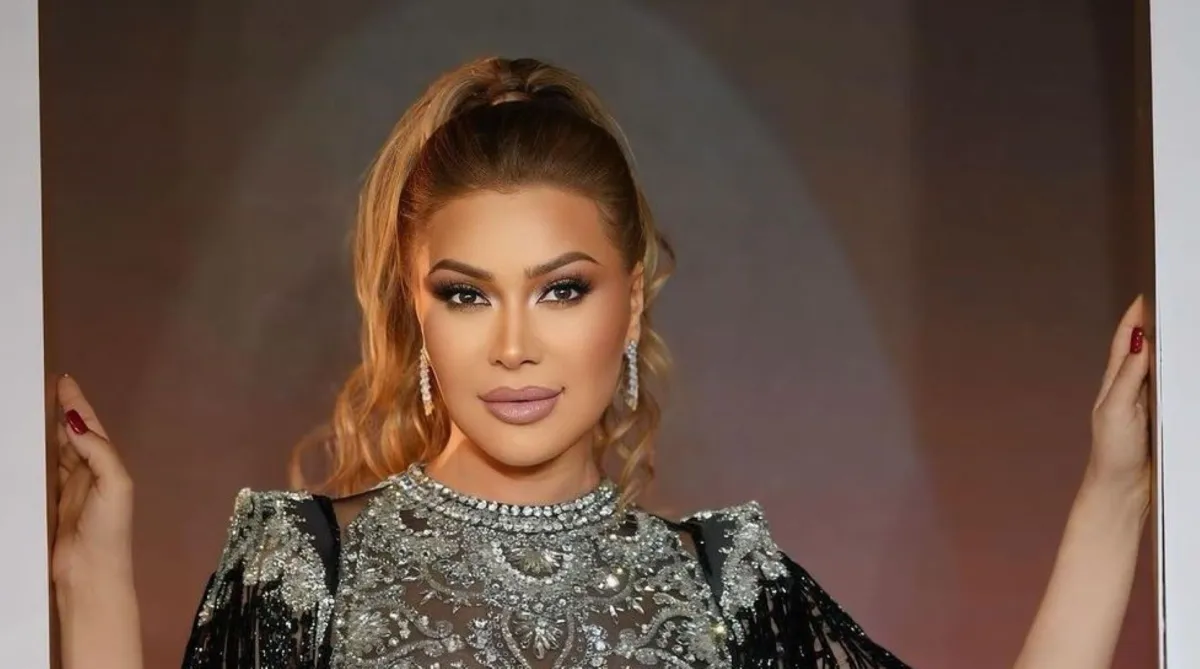 تسريحات شعر مرفوعة