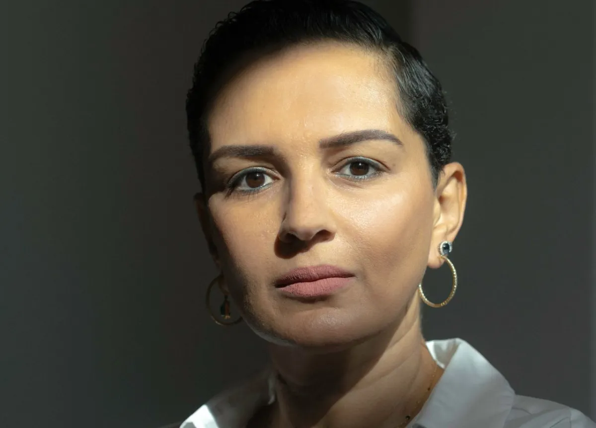 الفنانة هناء السجيني