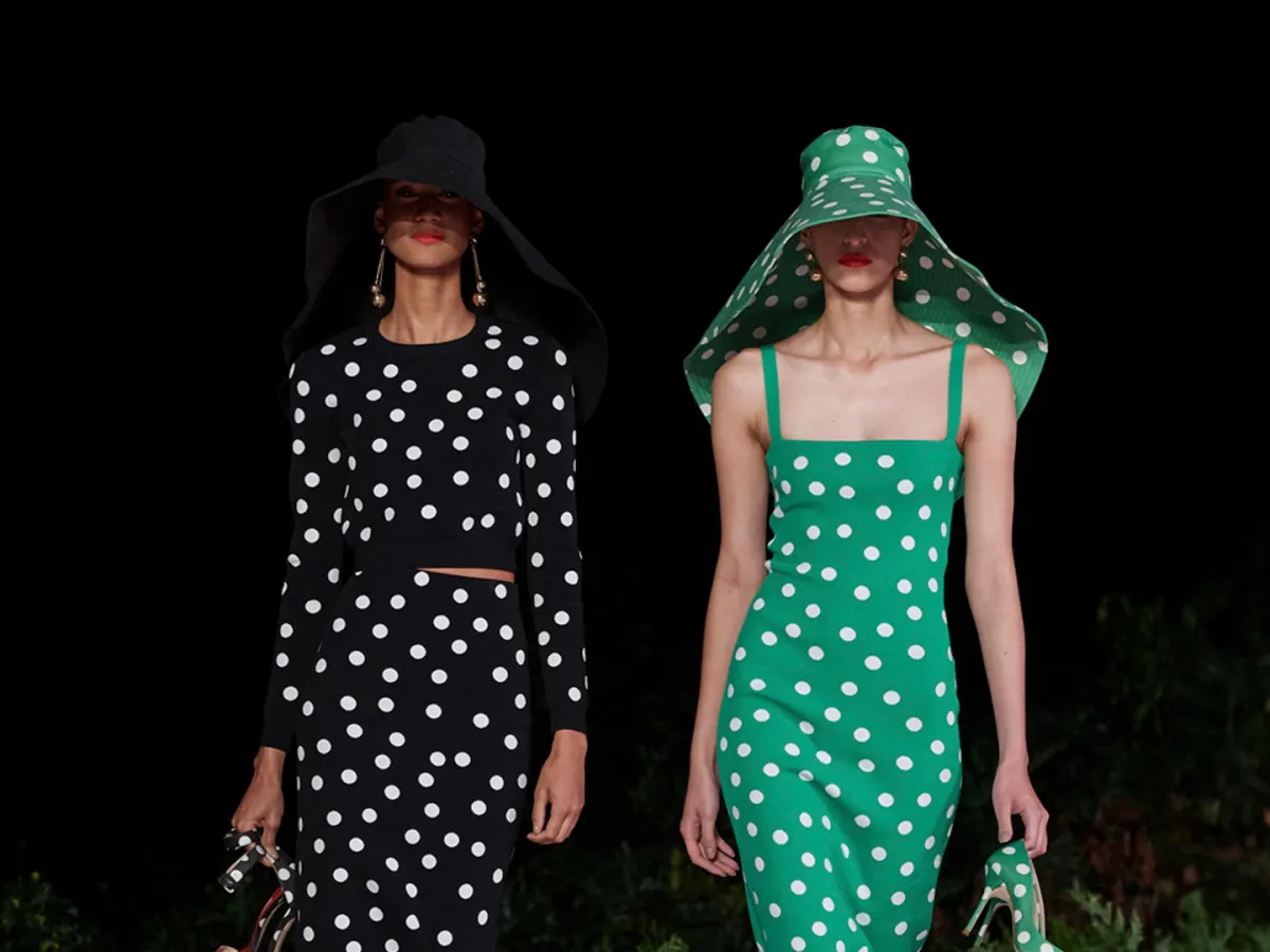 فستانان من كارولينا هيريرا Carolina Herrera - الصورة من Launchmetrics/Spotlight ©