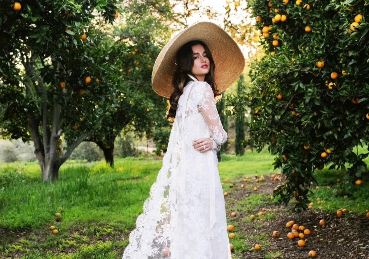 فستان من مونيك لويلييه Monique L'huillier- الصورة من Launchmetrics/Spotlight ©