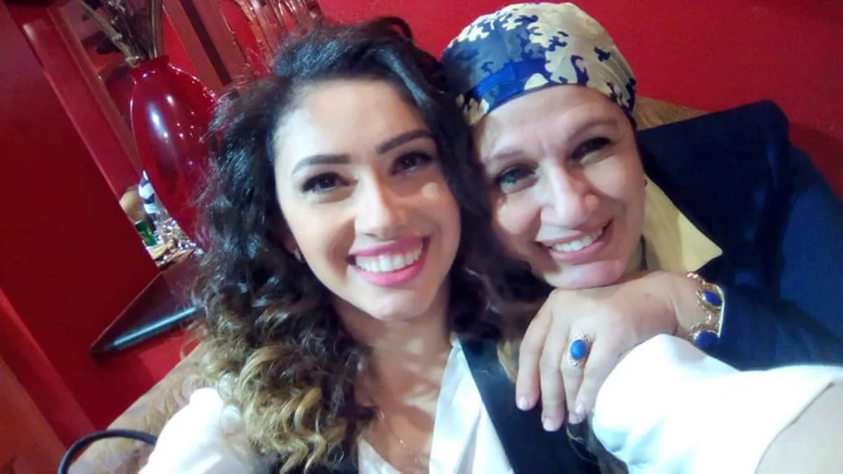 ريم أحمد ووالدتها - الصورة من حساب ريم أحمد على الفيس بوك