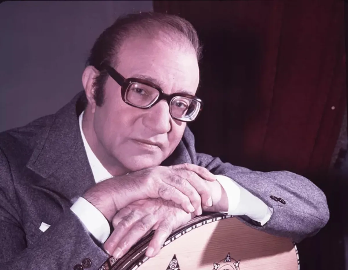 الموسيقار محمد عبد الوهاب - الصورة من معهد الموسيقى العربية