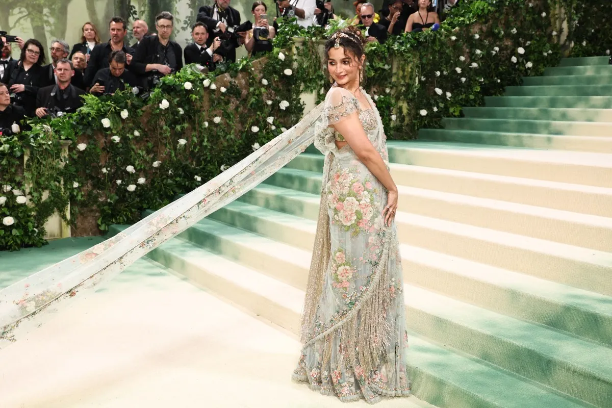 عليا بهات Alia Bhatt في حفل ميت غالا 2024 (مصدر الصورة: Jamie McCarthy / GETTY IMAGES NORTH AMERICA / Getty Images via AFP)