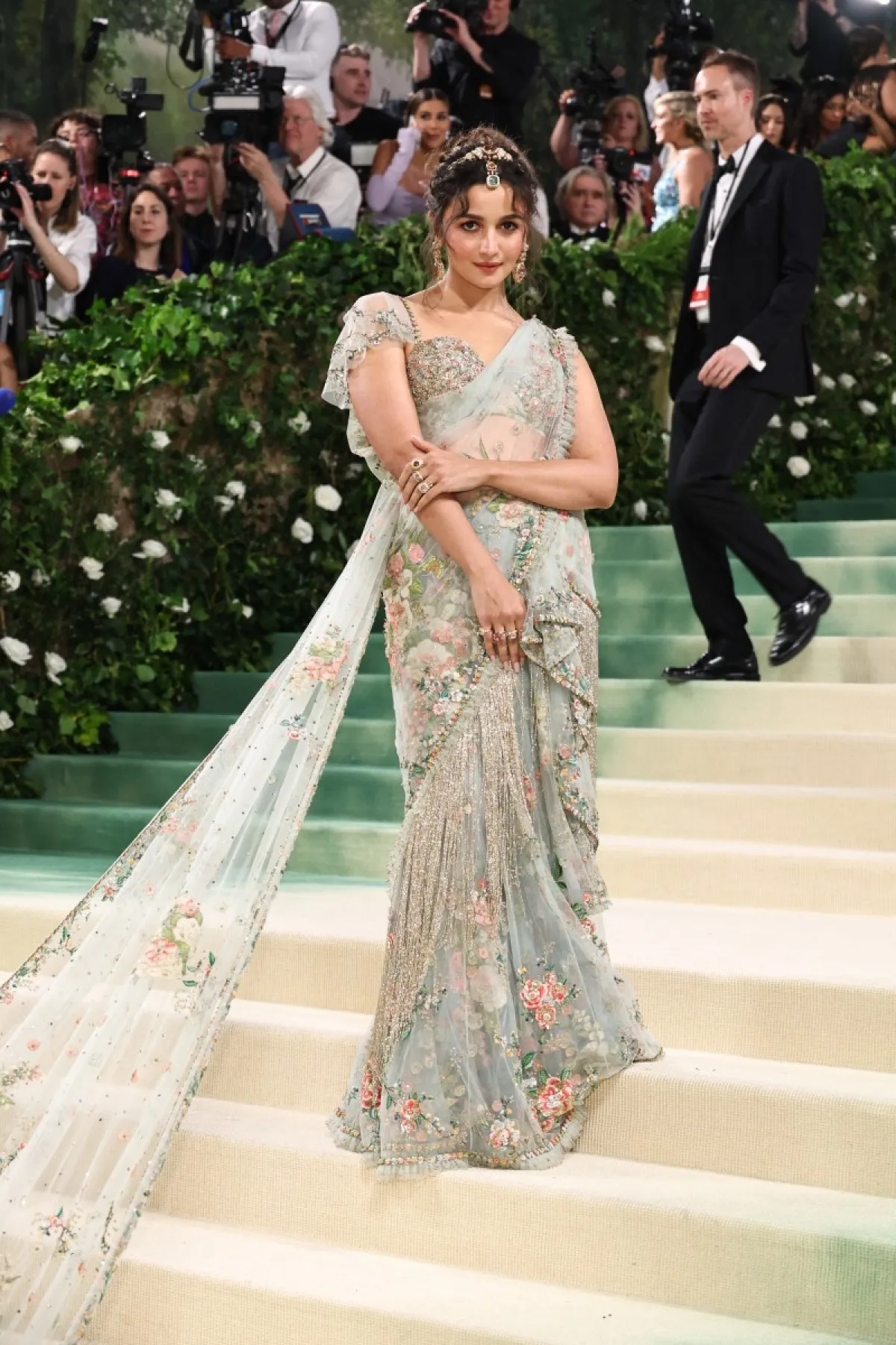 عليا بهات Alia Bhatt في حفل ميت غالا 2024 (مصدر الصورة: Jamie McCarthy / GETTY IMAGES NORTH AMERICA / Getty Images via AFP)