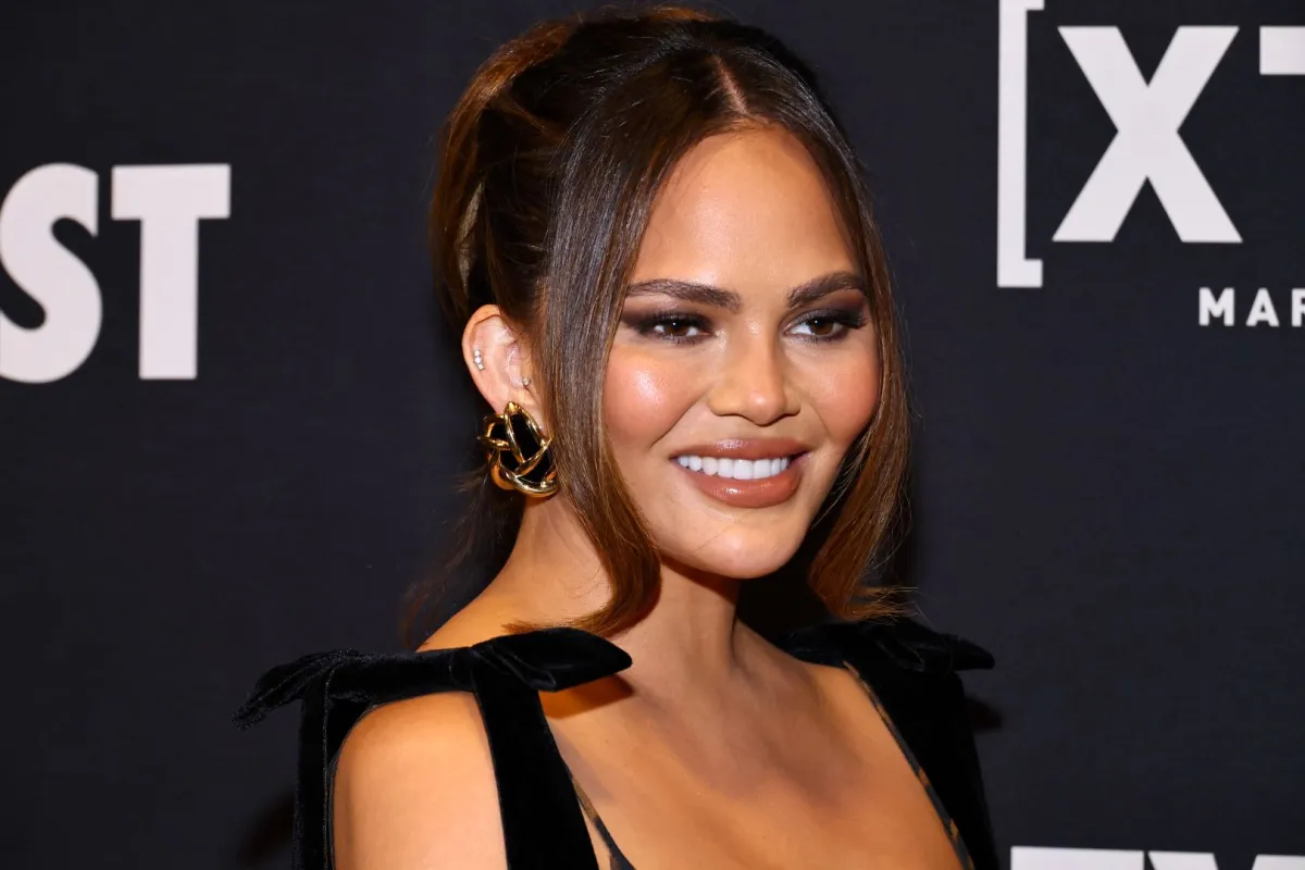 كريسي تيجن في مدينة نيويورك (Chrissy Teigen in New York City). مصدر الصورة: Theo Wargo/Getty Images/AFP