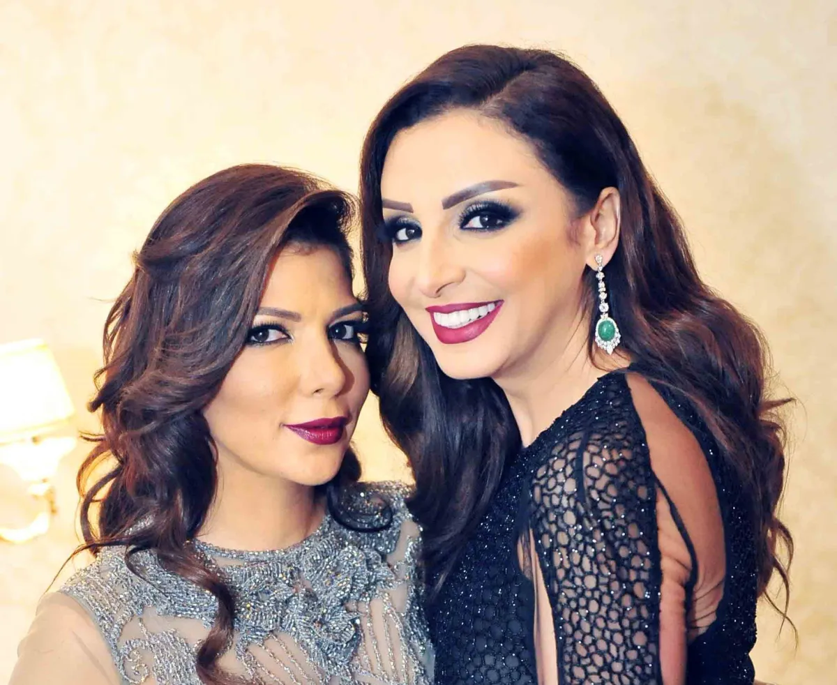 أصالة وأنغام - الصورة من حساب أصالة على الفيس بوك