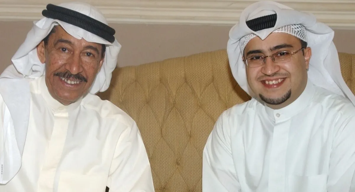 خالد مع والده عبد الكريم عبد القادر- الصورة من حسابه على الانستغرام