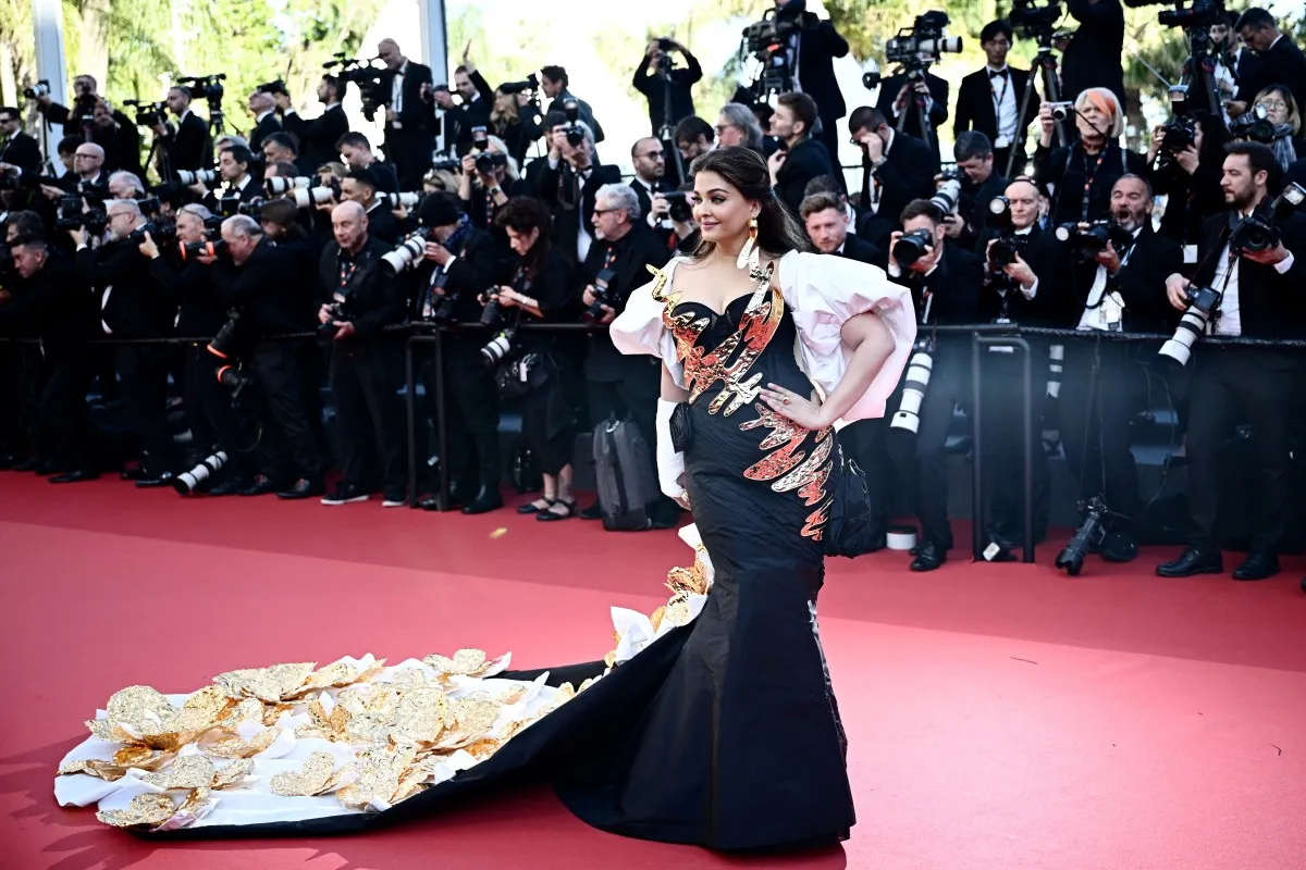 أيشواريا راي Aishwarya Rai Bachchan في مهرجان كان السينمائي 2024 (مصدر الصورة LOIC VENANCE / AFP)