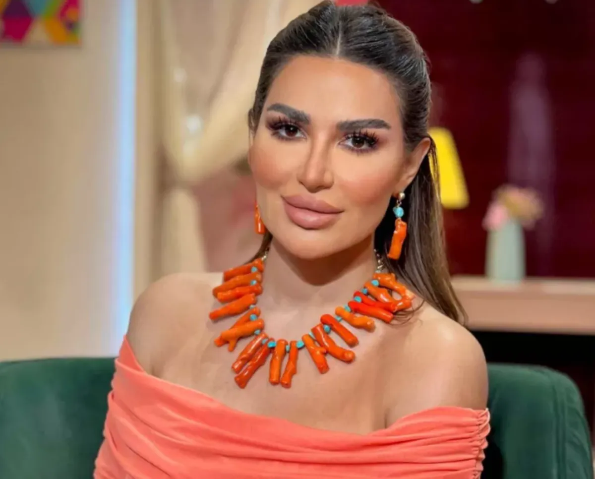 سارة نخلة- الصورة من صفحتها على فيس بوك