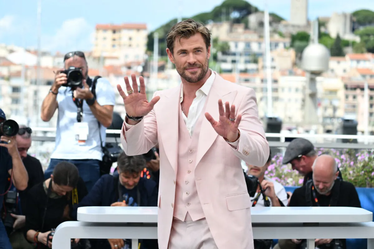 كريس هيمسورث Chris Hemsworth في مهرجان كان (مصدر الصورة:  CHRISTOPHE SIMON / AFP)