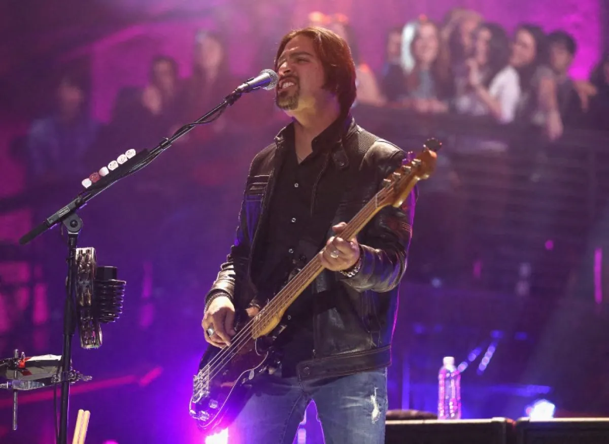 تشارلي كولين Charlie Colin في حفل السوبر بول عام 2013 (مصدر الصورة: Christopher Polk / GETTY IMAGES NORTH AMERICA / Getty Images via AFP)