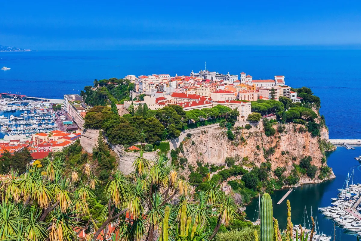 موناكو وجهة سياحية جذابة 