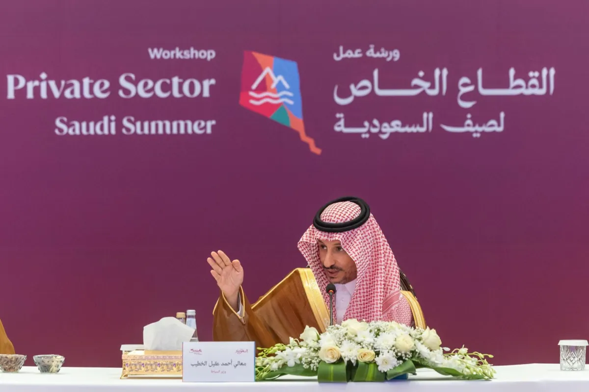 وزير السياحة يؤكد على أهمية توجيه المنتجات بالسياحة الداخلية