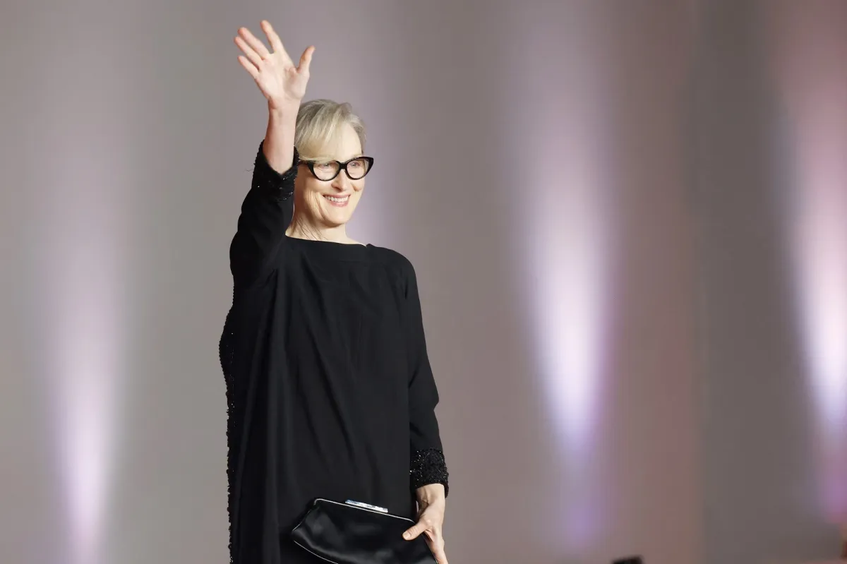 مكياج وتسريحات شعر ميريل ستريب 