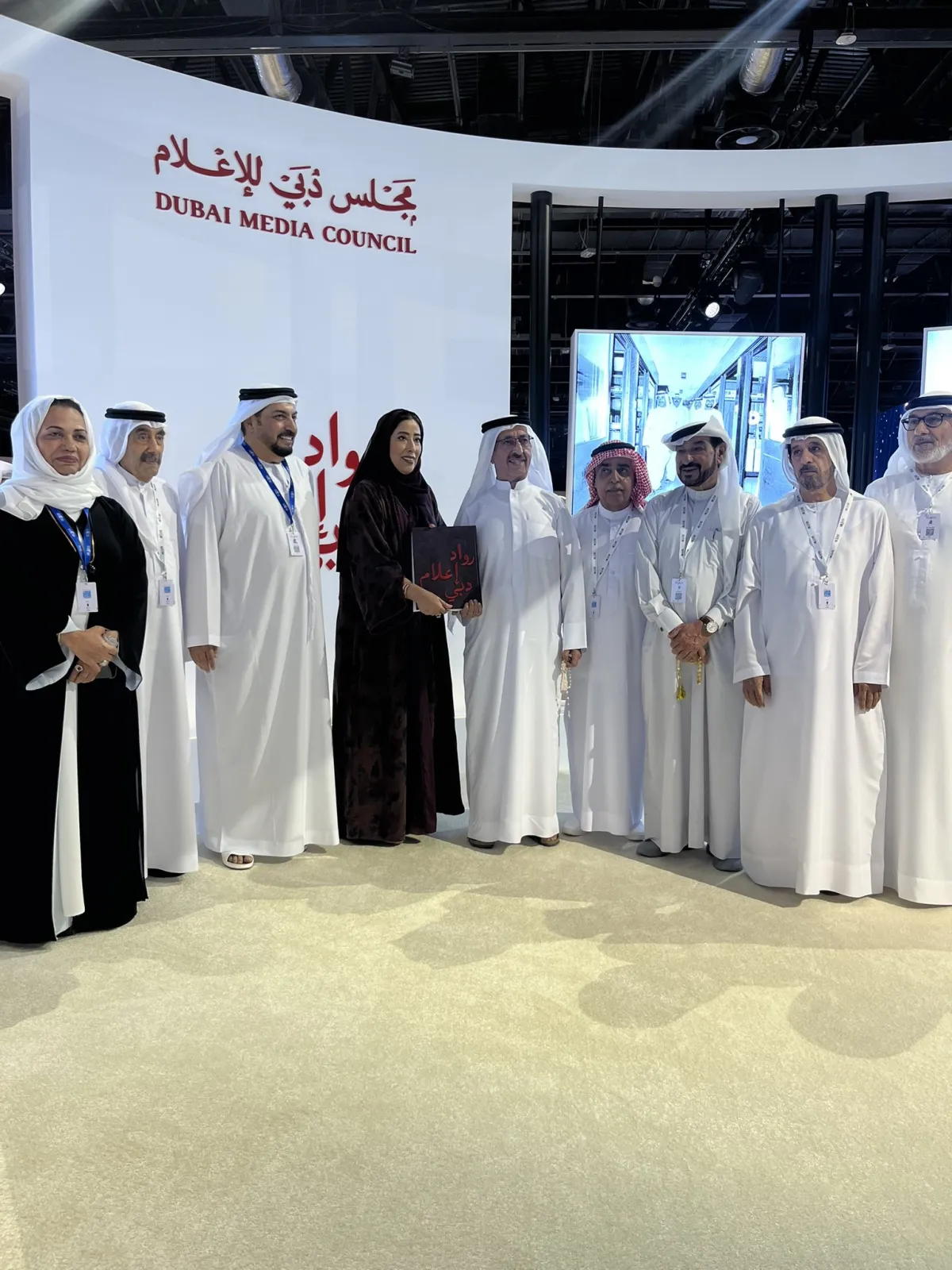 مجلس دبي للإعلام يطلق كتاب "‎رواد إعلام دبي". الصورة من حساب نادي دبي للصحافة على منصة x