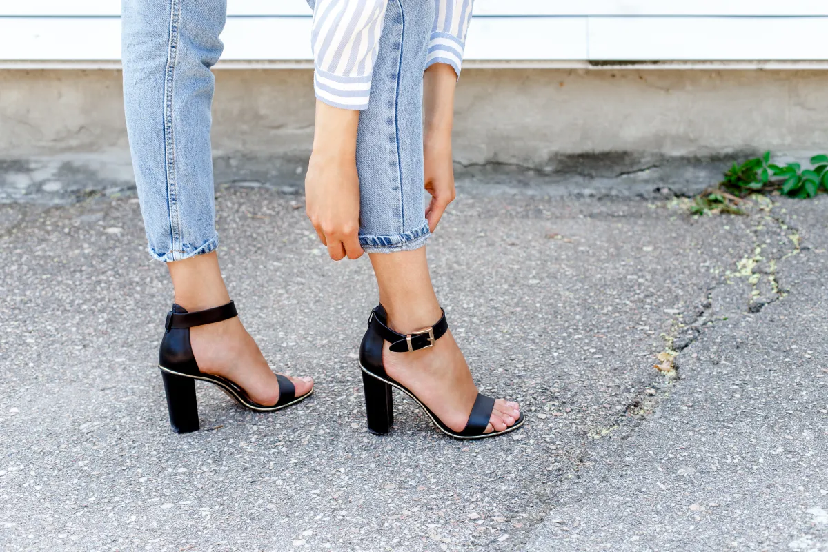 موديلات أحذية عملية للنساء 