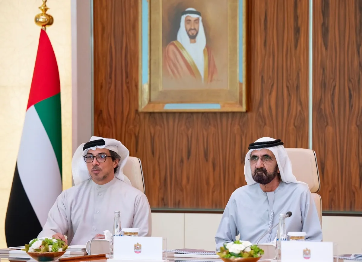الشيخ محمد بن راشد يستعرض إنجازات مجلس الإمارات للجينوم ويعتمد قرار تبني التحول الرقمي المستدام في اجتماع مجلس الوزراء اليوم - الصورة من حساب الشيخ محمد بن راشد على إكس