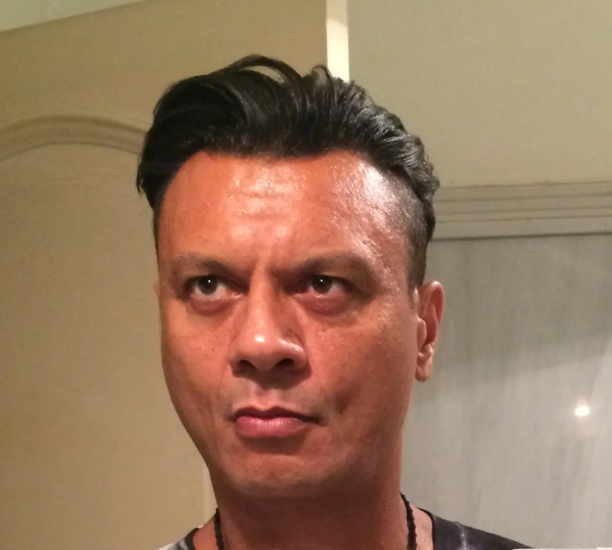 عباس أبو الحسن -الصورة من حسابه على الفيس بوك